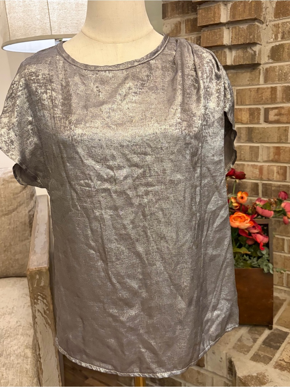 SHEIN Shimmery Silver Cap Sleeve Blouse 0003